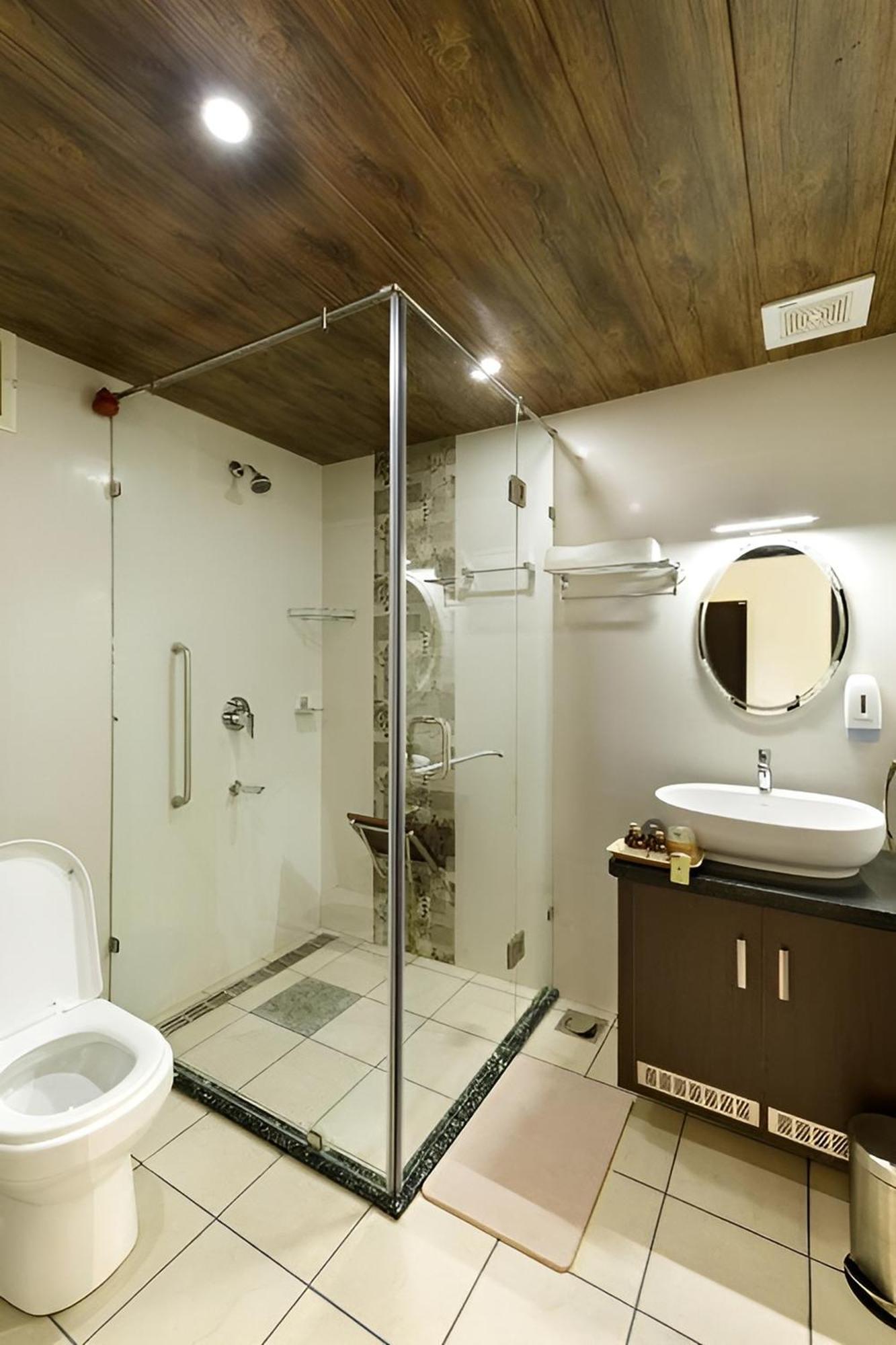 Lhasa Ayurveda And Wellness Resort - A Blusalzz Collection, Kochi, Kerala Bagian luar foto